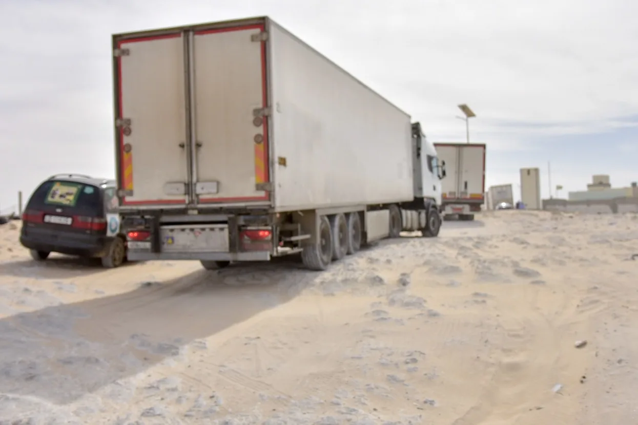Reisefoto aus «19.01. - 21.01.18 Sanddünen der Westsahara und die Wüste Mauretaniens» – Bild 15 von 33